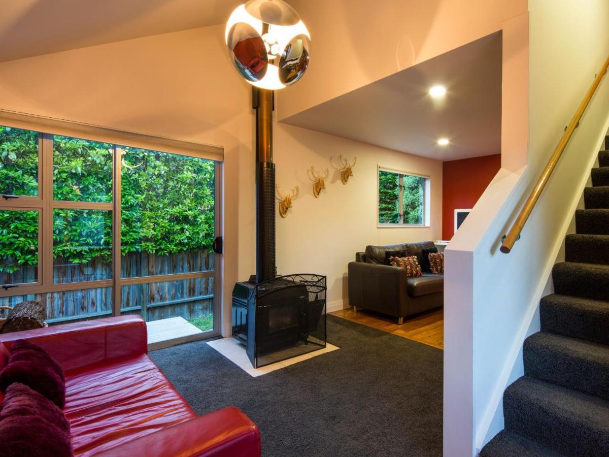 Riverview Retreat Holiday Home By Majordomo Queenstown Exteriör bild